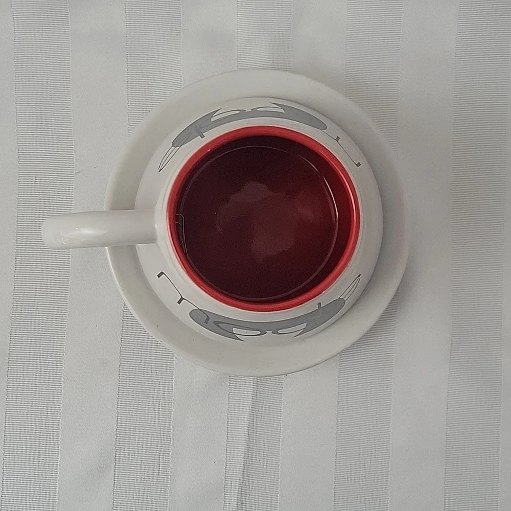 Disney Edna MODE Incredibles 2 It's My Way or the Runway Coffee Cup & Saucer Set